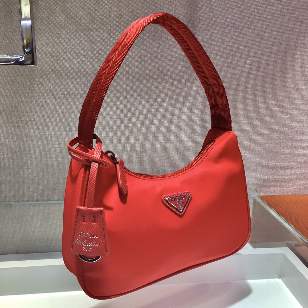 Prada Mini Re Nylon Re Edition 2000 Hobo Bag Handbag Red 1NE515